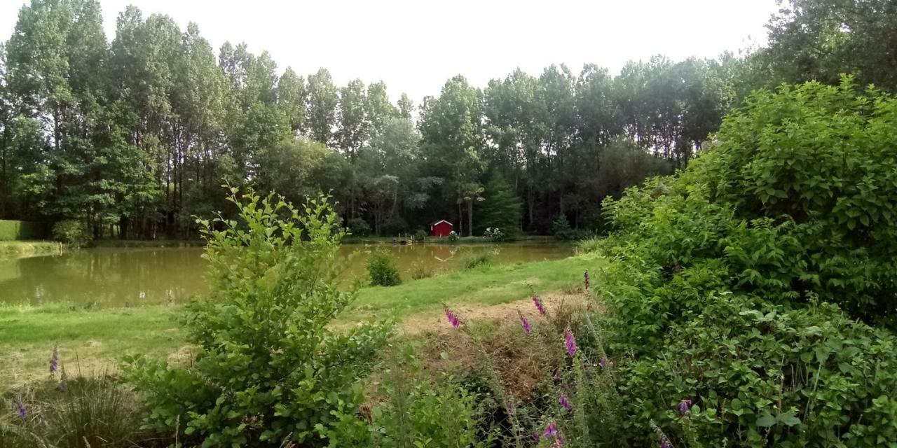 Gite Chouchou Izé Esterno foto